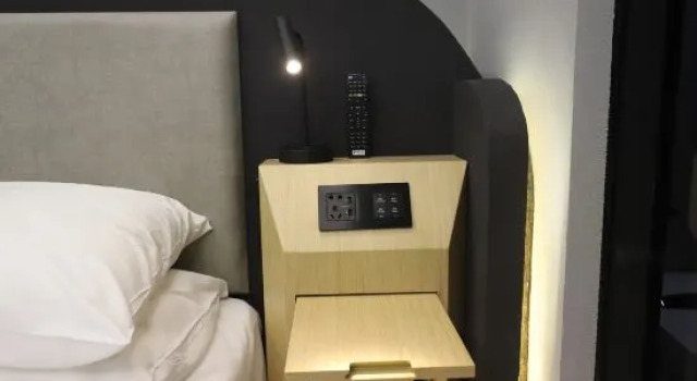 Jinwu Zhixuan Business Hotel (Jinhua Shimao City Plaza Wuzhou Ancient City Scenic Area Branch), Prenota Hotel Hotel a Jinhua con piscina, Piscina