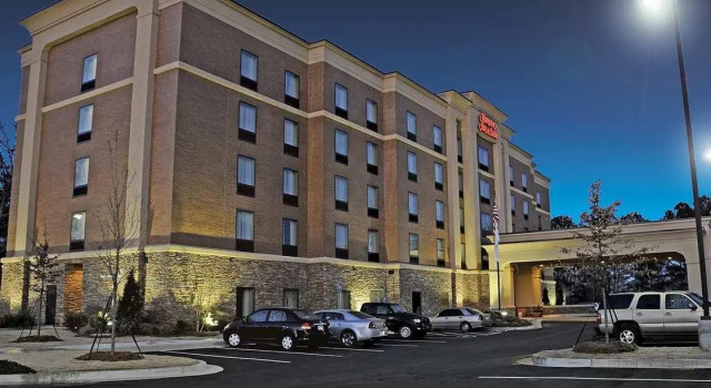 Четырёхместный люкс Hampton Inn & Suites Flowery Branch
