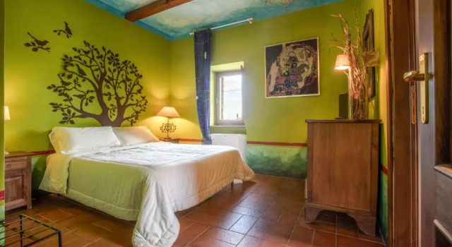 L'orto di Hans, Book Hotel Hoteller i Lake Vico med parkering, Parkering