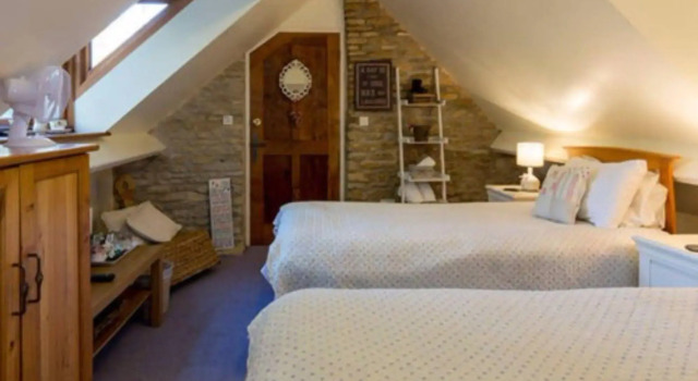 Wheelbrook Mill, Book Hotel Woolverton Somerset