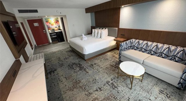 Двухместный номер Standard с видом на бассейн Best Western Premier Lakeland North