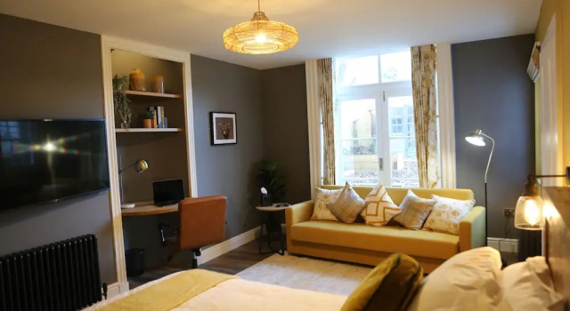 Апартаменты Superior no 12 - Stunning Self Check-in Apartments in Worcester Centre