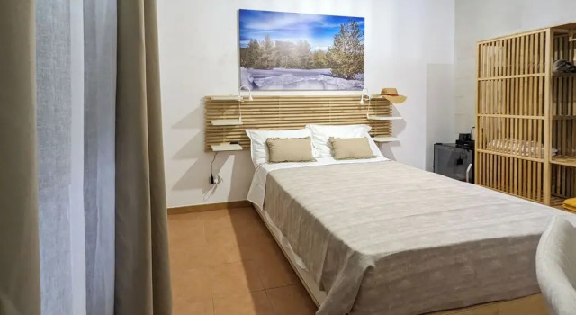 Etna Sunshine Rent Rooms, Book Hotel Hotels in Sicily with Parking, Parking
