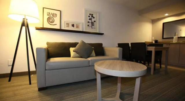 Номер GreenTree Inn & Suites Phoenix Sky Harbor