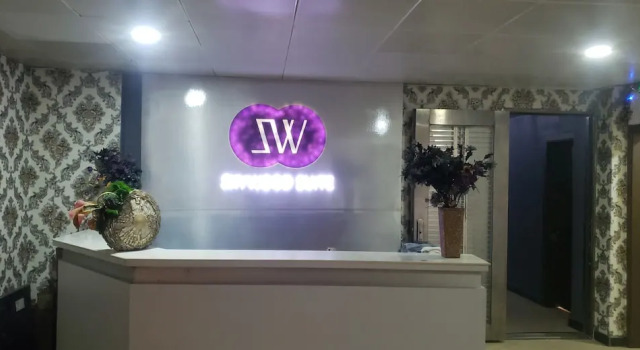 De Skywood Hotel and Suites