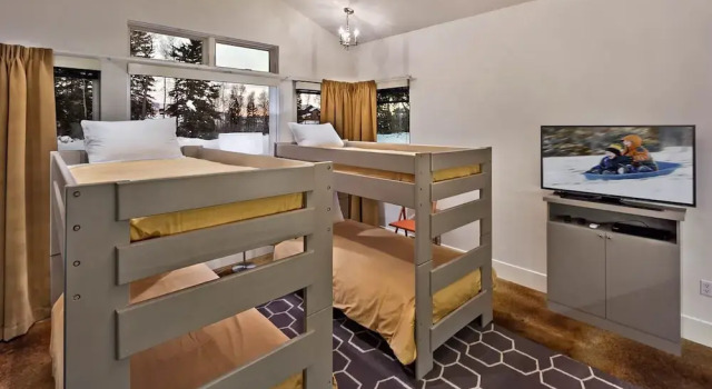 Anglers Cabin 4 BedroomHoliday home By Moving Mountains, Забронировать Дом для отпуска Стимбот-Спрингс Колорадо, рядом с Steamboat Powdercats