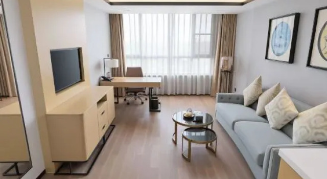 Люкс Executive Ramada Plaza by Wyndham Shengzhou City Center