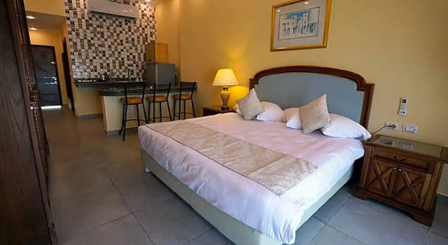Люкс Superior Counsel Beach Hotel New Alamein
