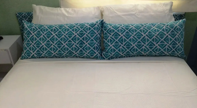 Апартаменты Stay Awhile Apartment