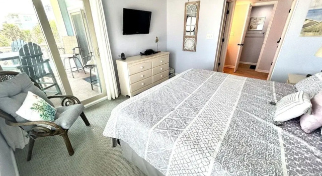 Коттедж Shores Of Surfside I - 205 2 Bedroom Home by RedAwning