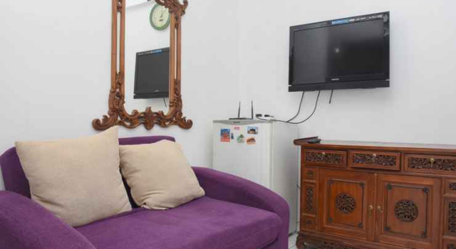 Comfy and Private 2BR at Menteng Square Apartment By Travelio, Prenota Appartamento Hotel a Menteng con piscina, Piscina