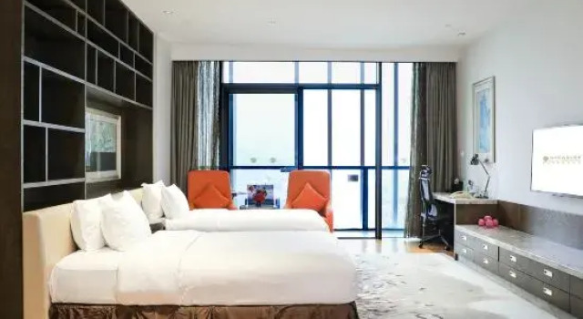 Люкс Executive с 2 комнатами Fliport Hotel Zhangzhou Yuanshan