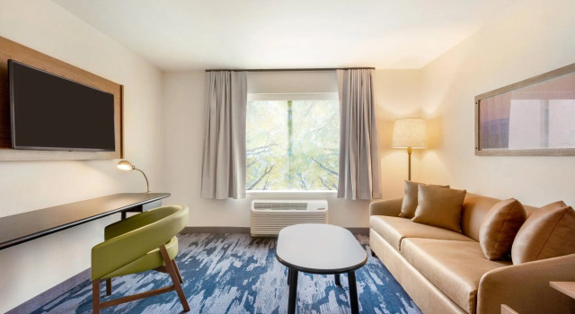 Двухместный люкс Fairfield by Marriott Inn & Suites Boulder Longmont