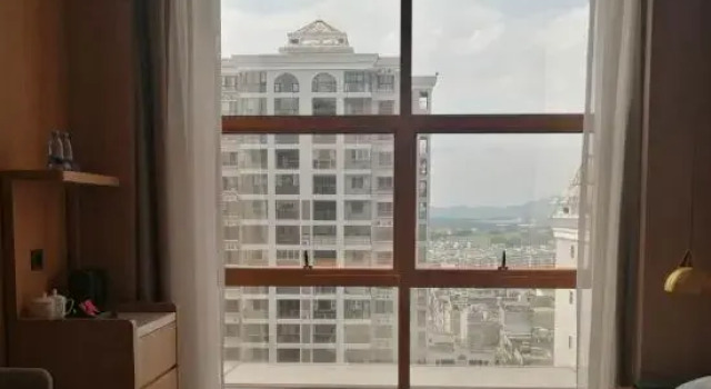 Hejun Yihao Hotel, Rezerwuj Hotel Hotele 4-gwiazdkowe w Hezhou, 4*