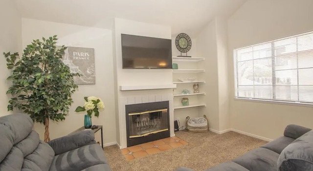 Beautiful 2 Bedroom Detached Apartment, Walk to Downtown Monterey and Fishermans Wharf, Забронировать Апартаменты/квартира Апартаменты Монтерей, рядом с Круизы Monterey Bay по наблюдению за китами, Апартаменты/квартира