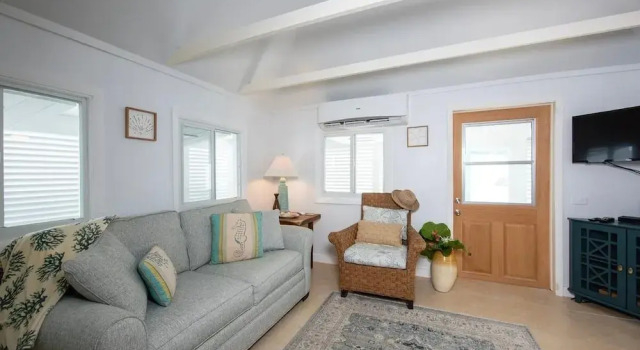 Lillian's Cottage Cottage, Buchen Sie Ferienhaus Villen in Dunmore Town, Villa