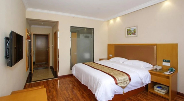 GreenTree Inn Guilin Qixing District Wanda Square Hotel