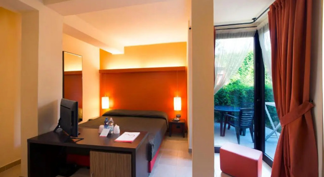 Трёхместный номер Standard с видом на сад VOI Floriana Resort
