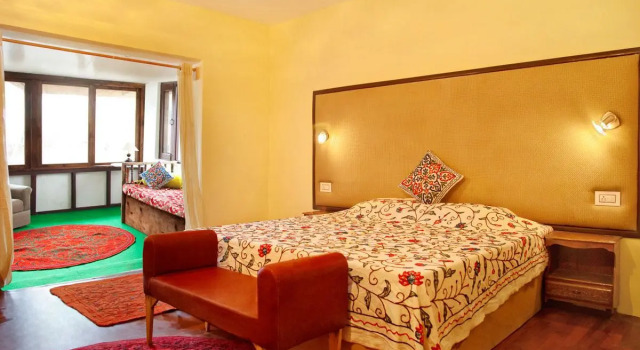 Mahatta Homestay, Забронировать Отель Сринагар Jammu & Kashmir Ski