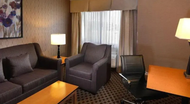 Двухместный номер Executive Crystal Inn Hotel & Suites - West Valley City