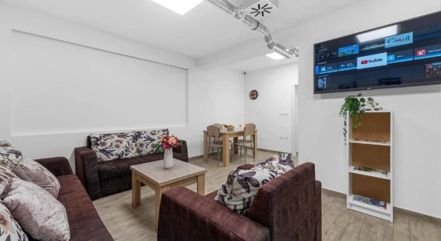 Hostel Elli, Prenota Ostello Splitska 