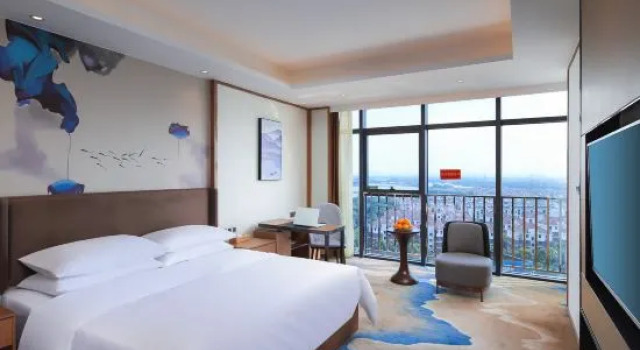 Люкс Deluxe Vienna International Hotel (Suzhou High-speed Railway North Station Xiangcheng Huangdai)