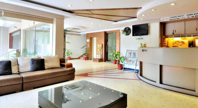 FabHotel Club Royale Airport, Забронировать Отель Отели Солт-Лейк-Сити 3 звезды, 3*