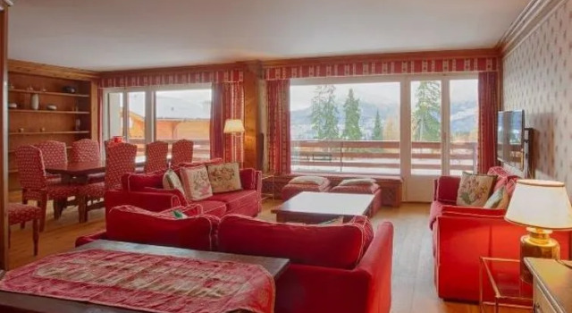 Crans-Colline, Prenota Appartamento Hotel a Canton Vallese con parcheggio, Parcheggio