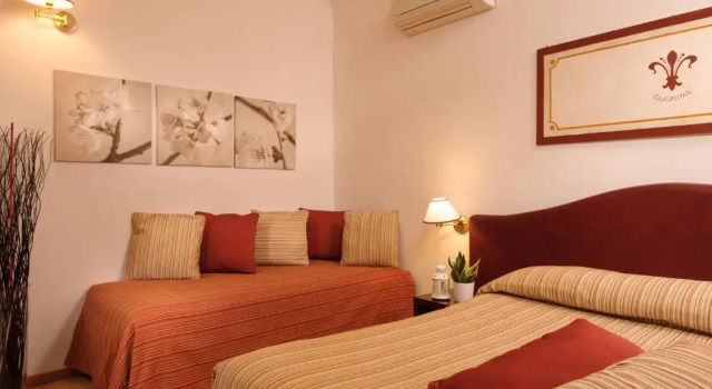 Номер Superior Hotel Cardinal of Florence - recommended for ages 25 to 55