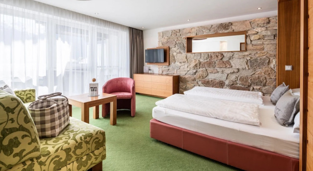 Четырёхместный люкс Comfort Hotel Gassner - 4 Sterne Superior - 1200 qm SPA