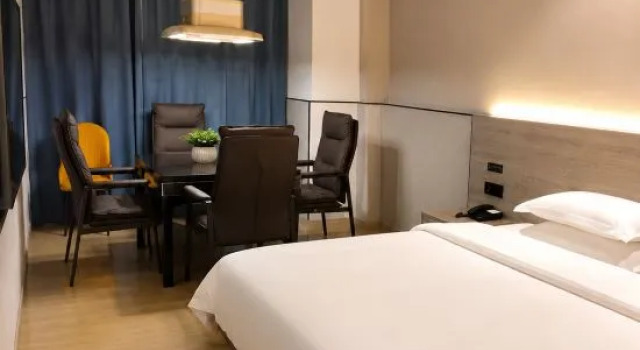 Люкс Jihua Hotel (Chinese University of Hong Kong Shenzhen Hospital)