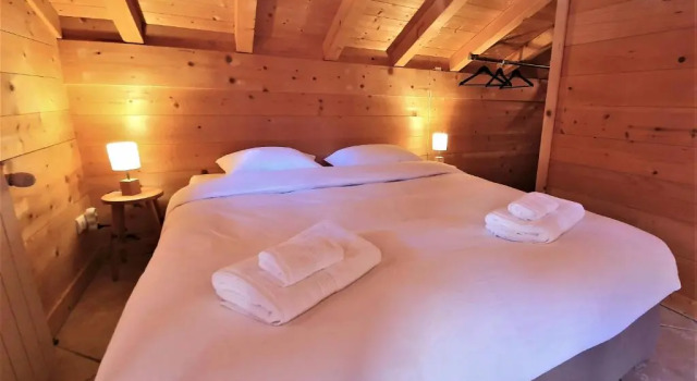Апартаменты Bienvenue dans notre chalet! Appartement Les Sitelles