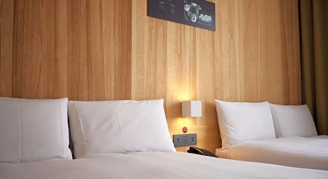 Четырёхместный номер Standard Finders Hotel Tainan Ximen