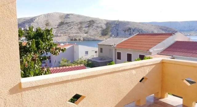 Апартаменты Cosy 1 bedroom apartment with sea view