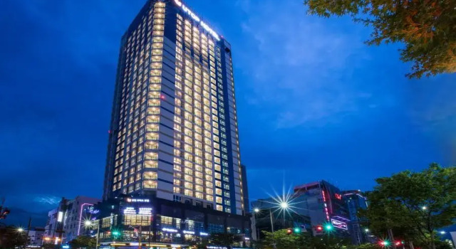 Люкс с 2 комнатами Utop Boutique Hotel&Residence