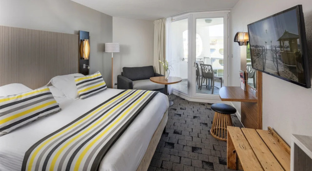 Трёхместный номер Superior с балконом и с видом на сад Thalazur Port-Camargue - Hotel & Spa