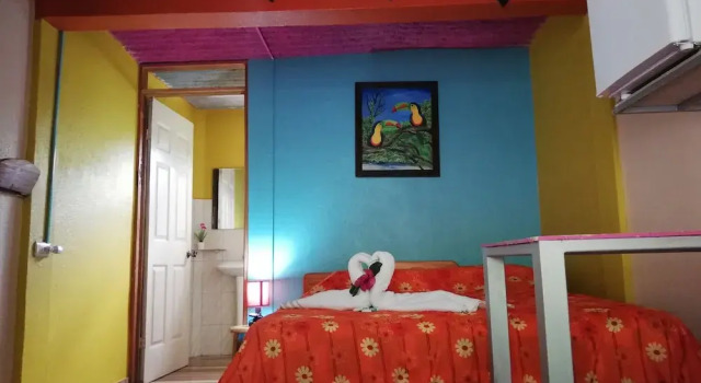 Cabinas Cascada Rio Celeste, Prenota Hotel Hotel economici a Alajuela