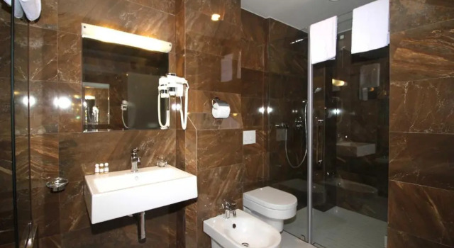 Двухместный номер Superior Hotel International Prishtina & Spa