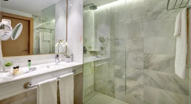 Двухместный номер Standard с балконом CM Playa del Moro
