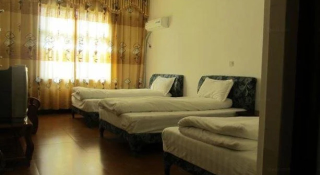 Shangrao Wuyuan Spring Hotel, Rezerwuj Hotel Wuyuan Jiangxi