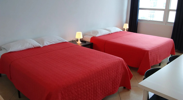 DW Ocean Front, Varaa Hotelli Hotellit Miami Beach uima-altaalla, Uima-allas
