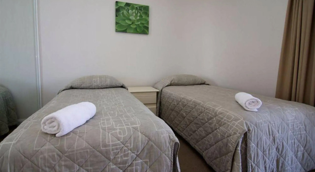 Surfers Mayfair Apartments, Забронировать Апартаменты/квартира Серферс-Парадайс Голд-Кост, рядом с LAN SPA