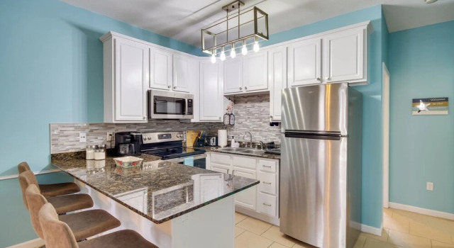 Walk to Beach: Gulfport Retreat w/ Patio