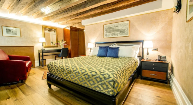 Двухместный номер Superior с видом на канал EGO Residence Venice