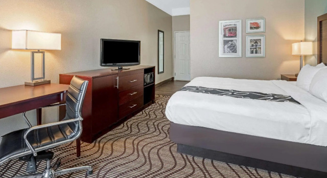 Двухместный номер Standard La Quinta by Wyndham Houma