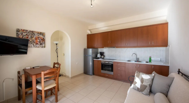 Люкс Economy Portela Suites Kampoula