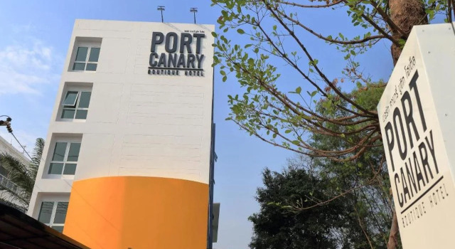 Port Canary Hotel