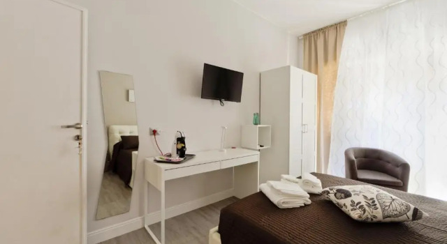Pianeta roma 48, Prenota Hotel Hotel a Lazio con parcheggio, Parcheggio