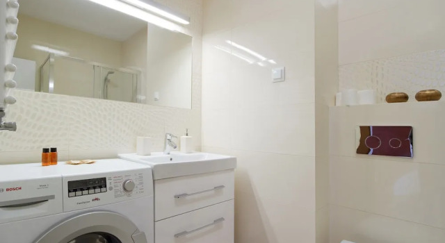 Old Town Luxury Apartments by Amstra