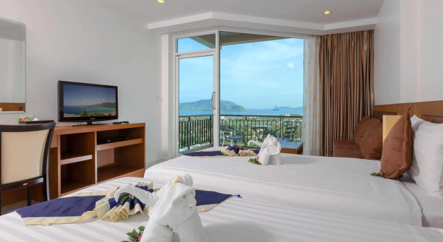 Отель The View Rawada Phuket